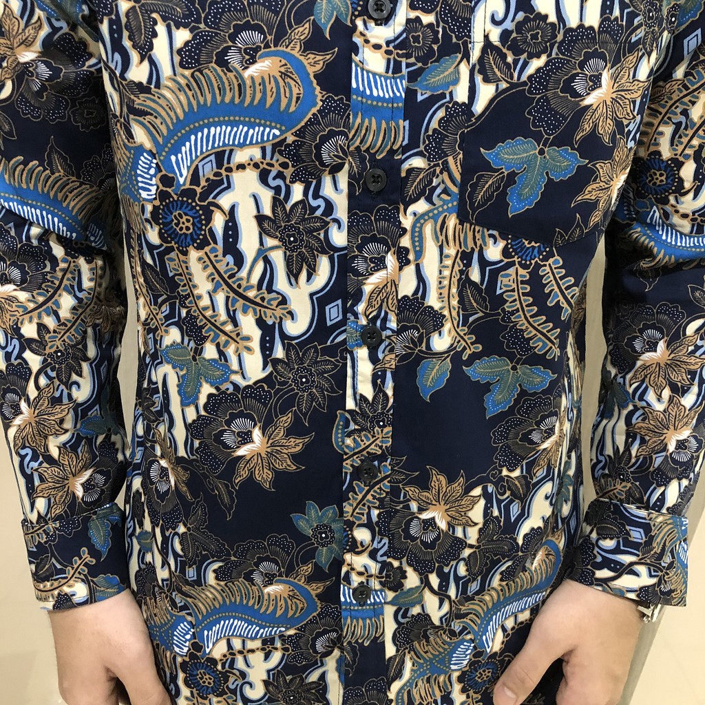[GRIDLINE - LS040 Black &amp; Navy] Kemeja Batik Slimfit Pria Katun Lengan Panjang