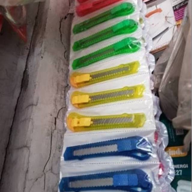 

Cutter Murah Plastik