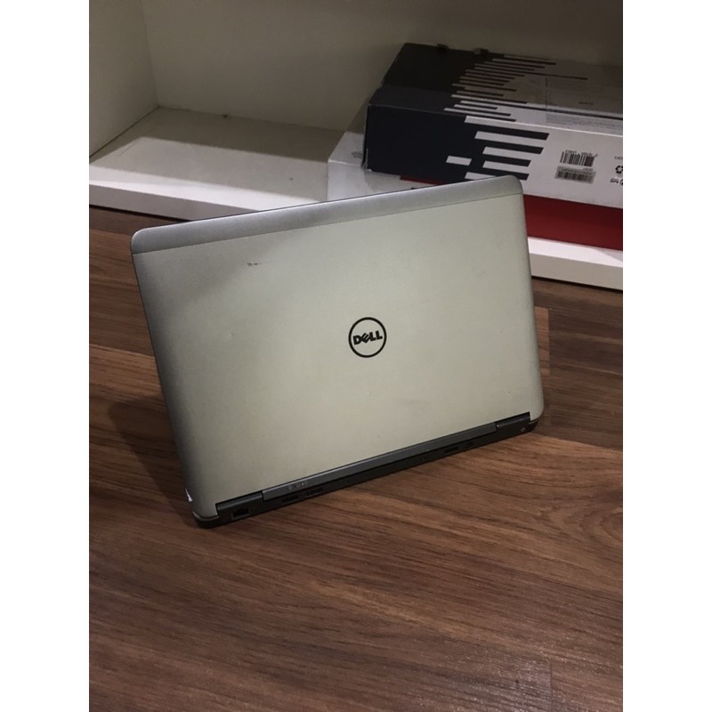 Laptop Dell Latitude E5540 Core i5 Gen 4 Ram 8GB Ssd 256GB Kualitas Terbaik laptop kantor Second Original Win 10 Aktivited