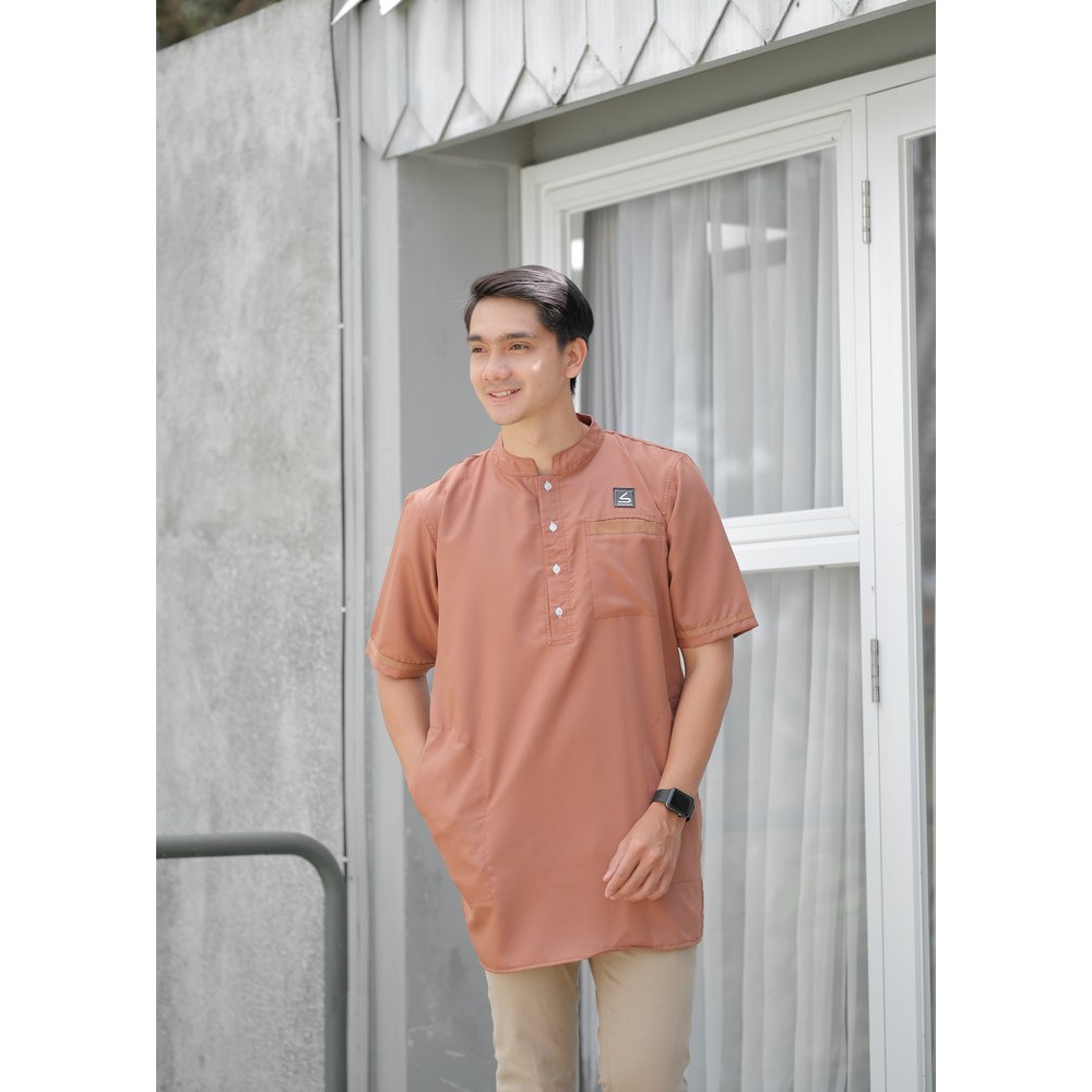 Baju Koko Kurta Kasual Muslim / Baju Koko Dewasa Muslim Premium Terbaru - Soleh Abu Bakar Mocca