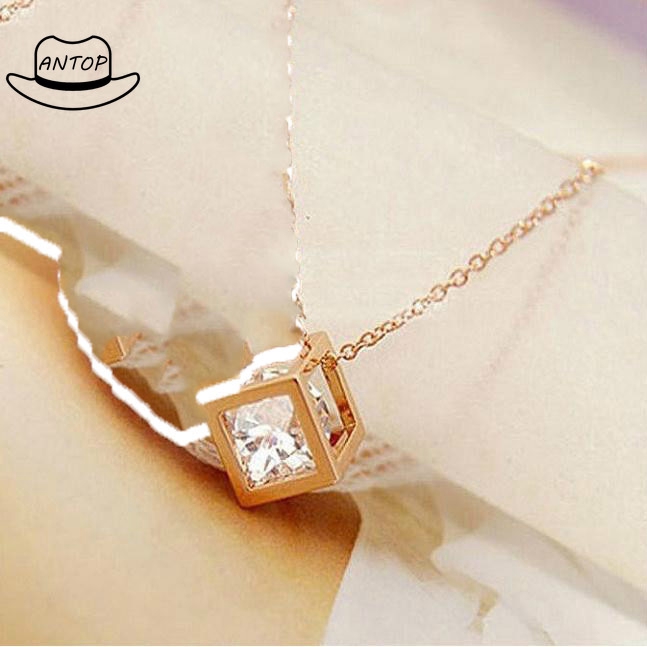 Antop！Kalung Alloy Anti Karat Crystal Rantai dengan Liontin Batu Zircon Bentuk Kotak untuk Wanita