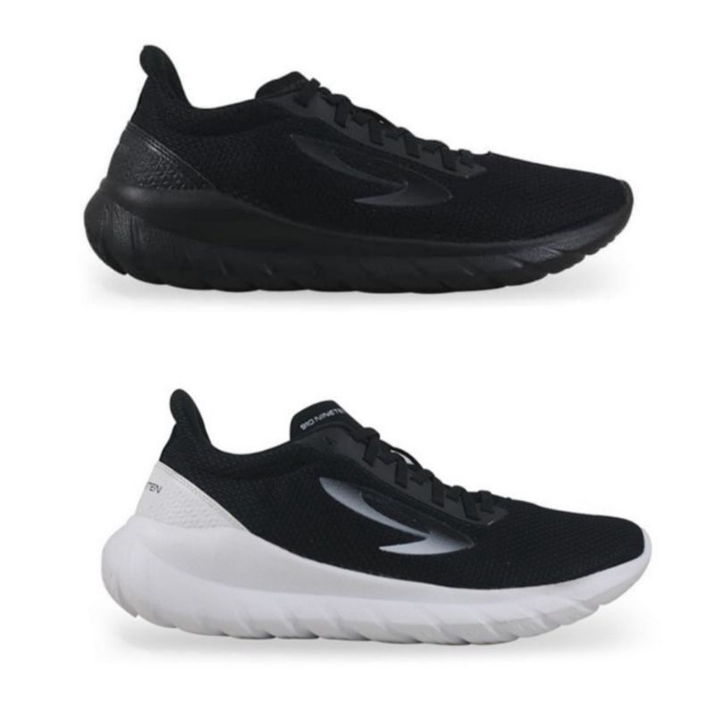 910 Yasha (Sepatu lari)