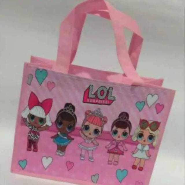

Goodie bag mikhayla alya