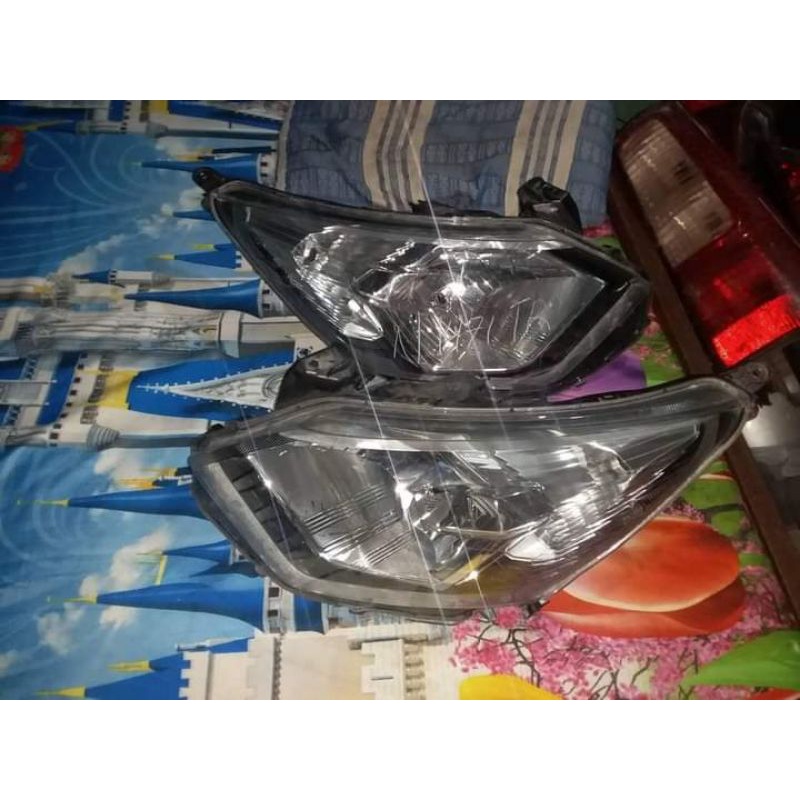 Headlamp Lampu Depan Calya Sigra Original