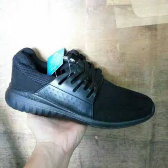 NIKE PRESTO PRIA
