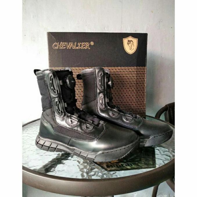 Hari Ini Sepatu Pdl Tali Putar Parabellum Chevalier Xtrack Gilaa