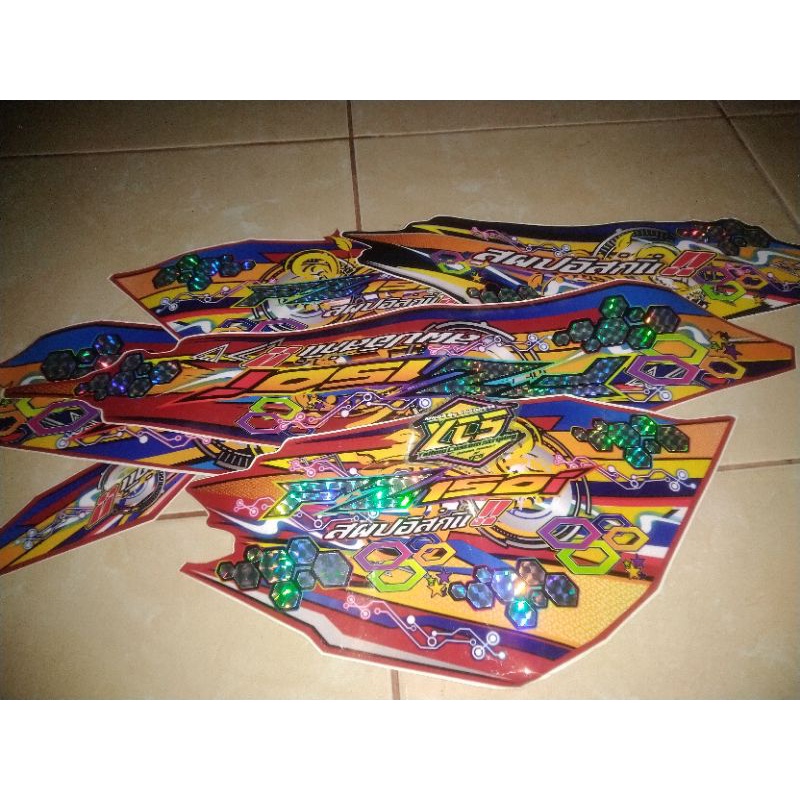 STRIPING+HOLOGRAM FZ 150 NEW VIXION ADVANCE MERAH HITAM