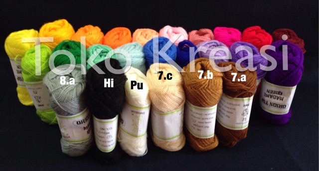 Benang wol / hand knitting yarn