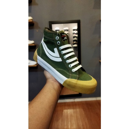 Johnson Galaxy Pro High Cut Green BNIB - Sepatu Sneakers Casual