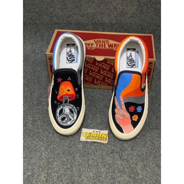 Sepatu V4NSS Slip On HippiE Vasily Kandinsky Exclusive Release Premium BNIB Made In China