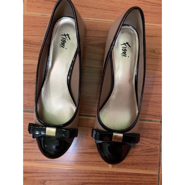 flat shoes fioni payless
