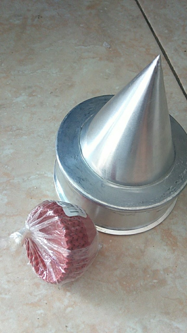 Cup Kue 6.0  (100 Pcs)