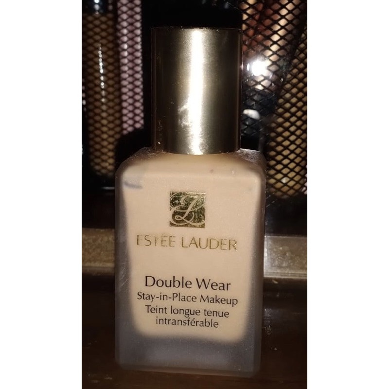 Preloved Estee lauder Double wear foundation