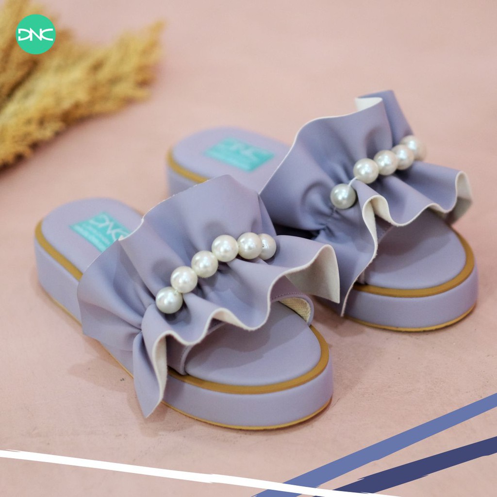 Sepatu sendal fashion wanita murah nyaman original bukan hijab - DNC Diamond Flatform in Lavender