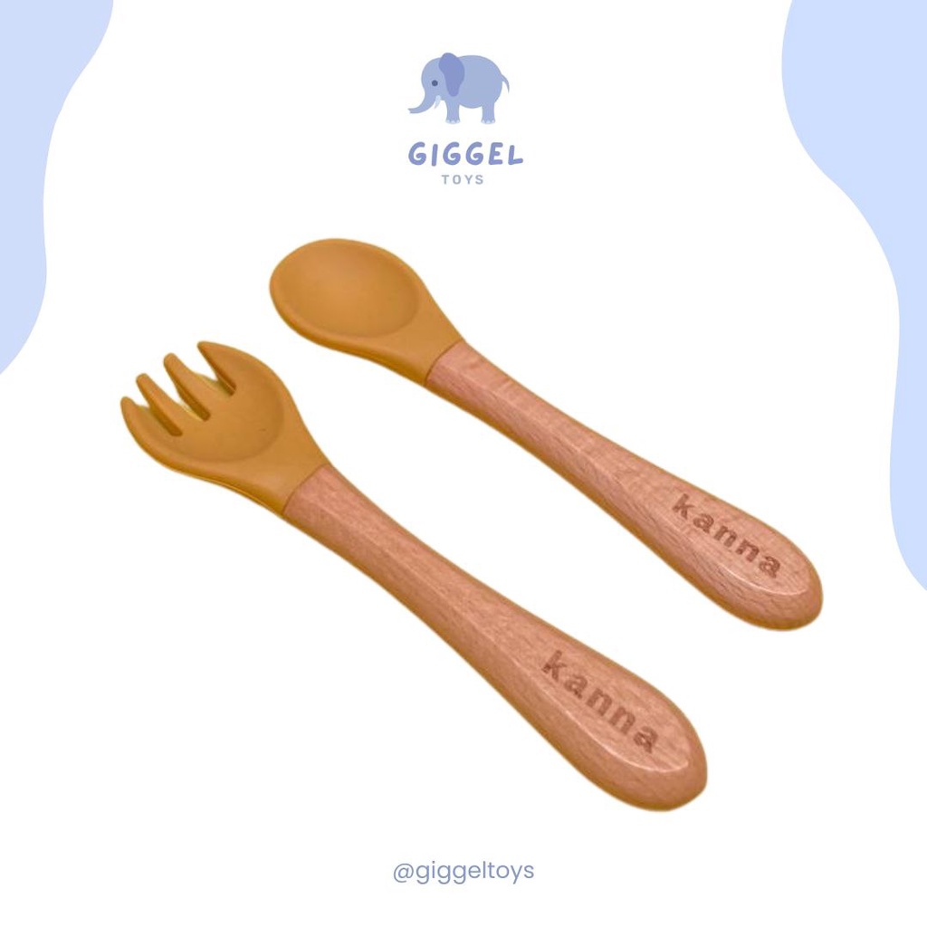 [ Giggel ] Premium Silicone Spoon &amp; Fork Set / Sendok Garpu Bayi Silikon / Peralatan Makan Bayi Mpasi Set Sendok Garpu Anak Premium Silicone