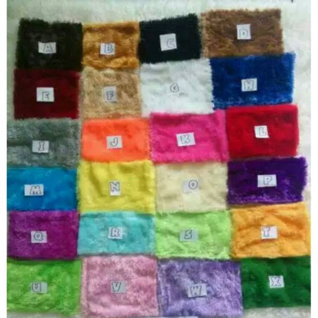 Sarung bantal santai bulu