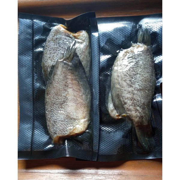 

Ikan Asin Sepat Kualitas Super Ukuran Besar/ Ikan Asin Super/ Ikan Asin Menak
