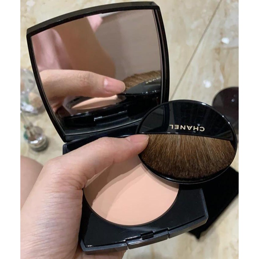SF for CHNL Les Beiges Healthy Glow Sheer Powder