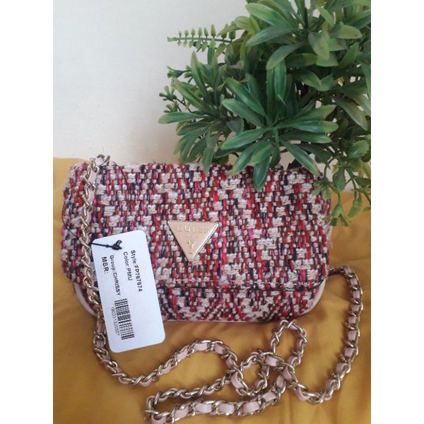 Guess rajut tas selempang cewek