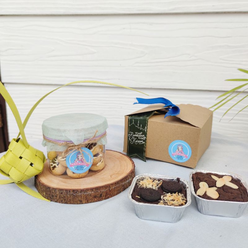 

Hampers Hamper Kue Kering gift Lebaran cookiez