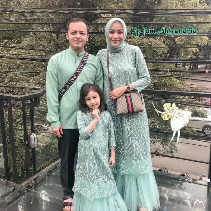 Couple Family Lebaran Alexandria - Hijau