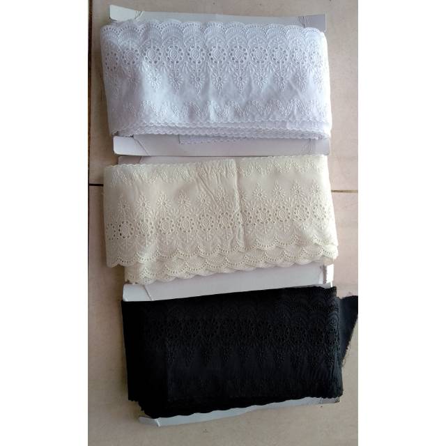Renda katun lebar 12 cm
