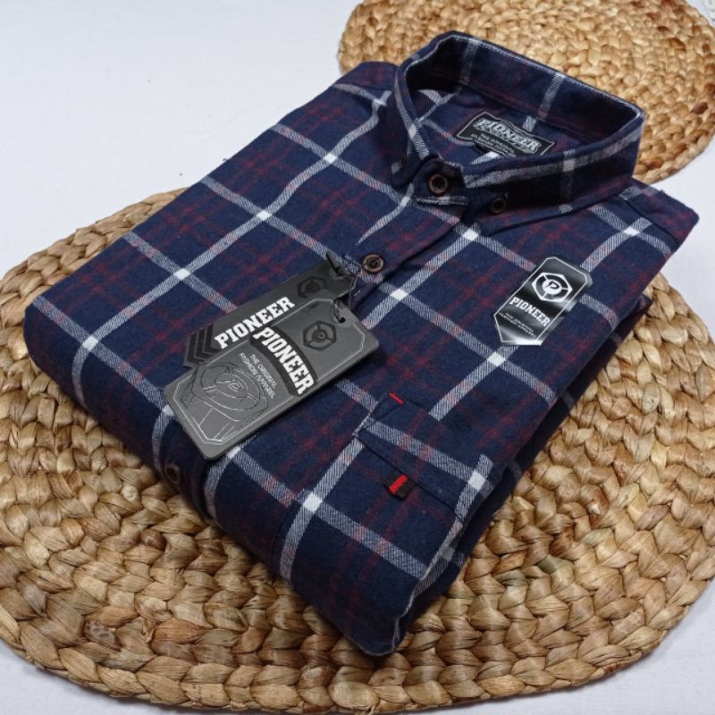 kemeja flanel lengan pendek pria original / flanel pendek pria terbaru