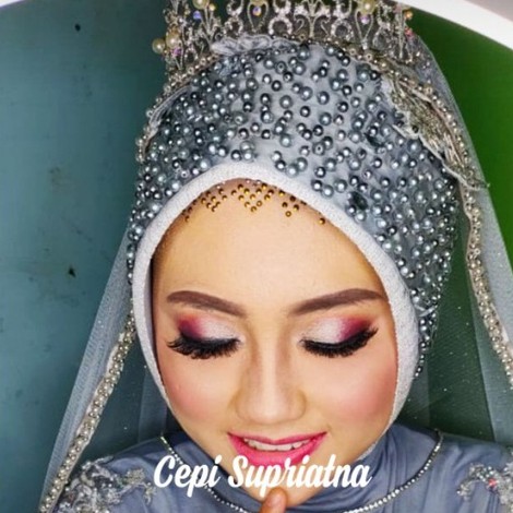 hiasan kepala  tabur/hijab mutiara pengantin/acc kepala