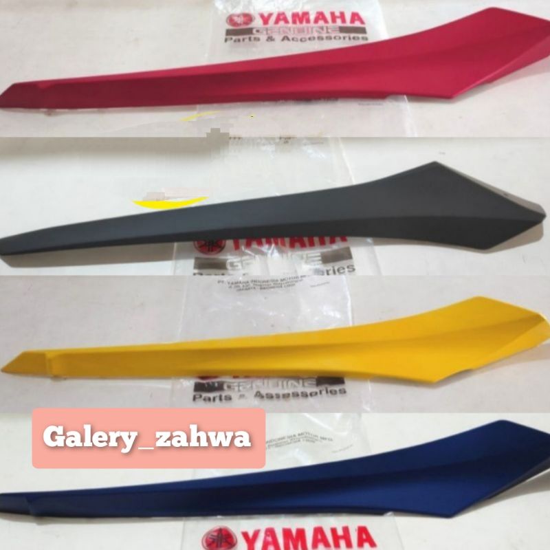 MOLE SIDE, COVER BODY SIRIP DEK BAWAH PIJAKAN KAKI XMAX, X MAX 250 ORIGINAL