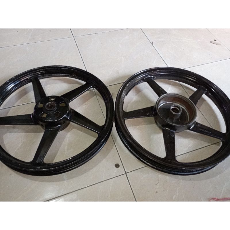 VELG RACING YAMAHA VIXION OLD ORIGINAL 3C1