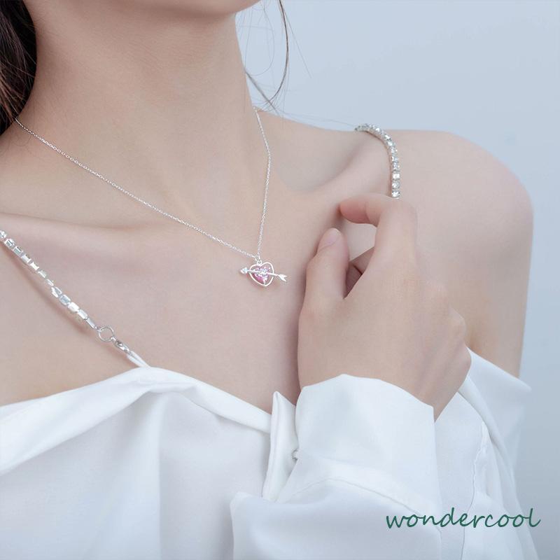 Perhiasan Kalung Bentuk Panah Hati Aksen Berlian Warna Pink Untuk Hadiah Ulang Tahun-Won