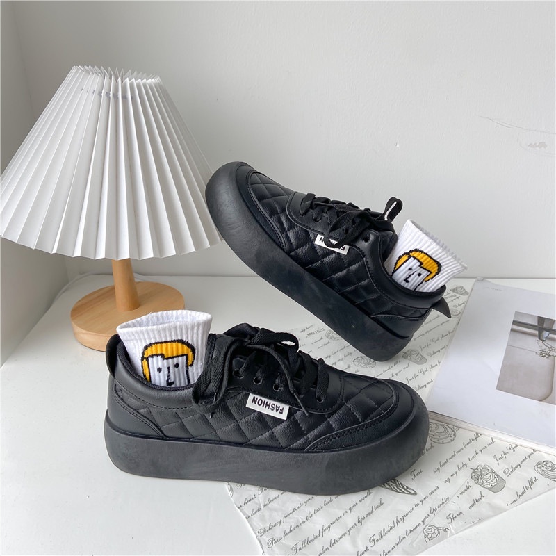 FREE KOTAK Sepatu Sekolah Wanita Full Hitam Polos Keren Best Seller Modis Sneakers Cewek Shoes Trend Kekinian Korean Look 055