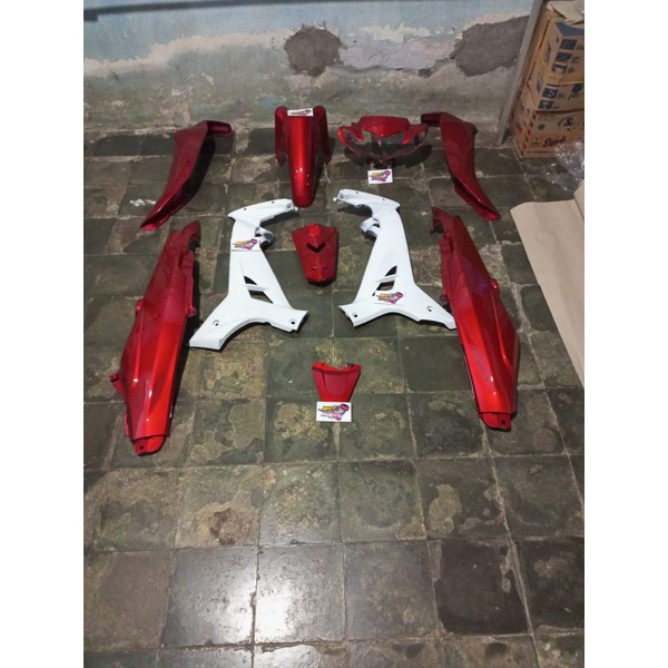 Cover body full set halus vega r new bodi samping vega r new  model tailand waran merah maron putih