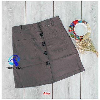 Celana Rok Pendek Hotpant Wanita Model Kancing Depan Bahan Celana Rok Pendek Hotpant Wanita Model Kancing Depan Bahan