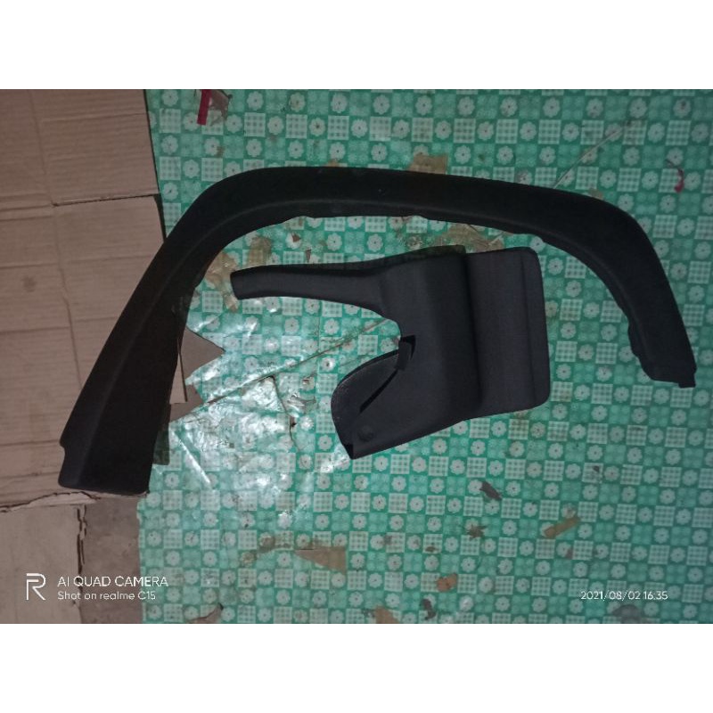 Over fender kijang grand/super/extra/jantan/long hanya bagian belakang sebelah kiri