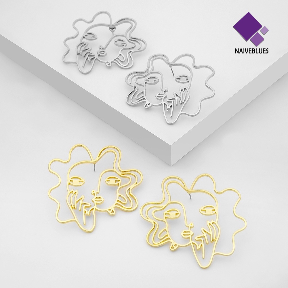 Anting Stud Desain Wajah Abstrak Model Hollow Untuk Wanita