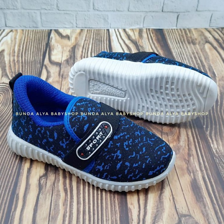 Sepatu Anak Perempuan Sneakers Usia 1 2 Tahun BIRU Alas Karet Anti Licin SALE Size 22 - 23