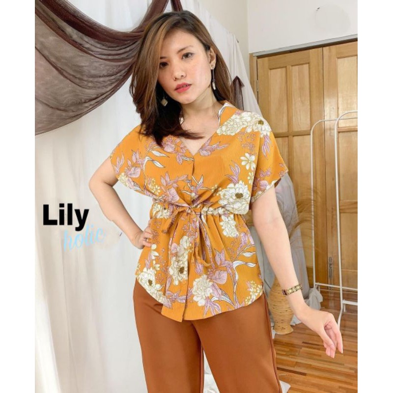 Corina flower blouse -  blus wanita terbaru - blus v neck - blus flower - motif bunga - blus ikat