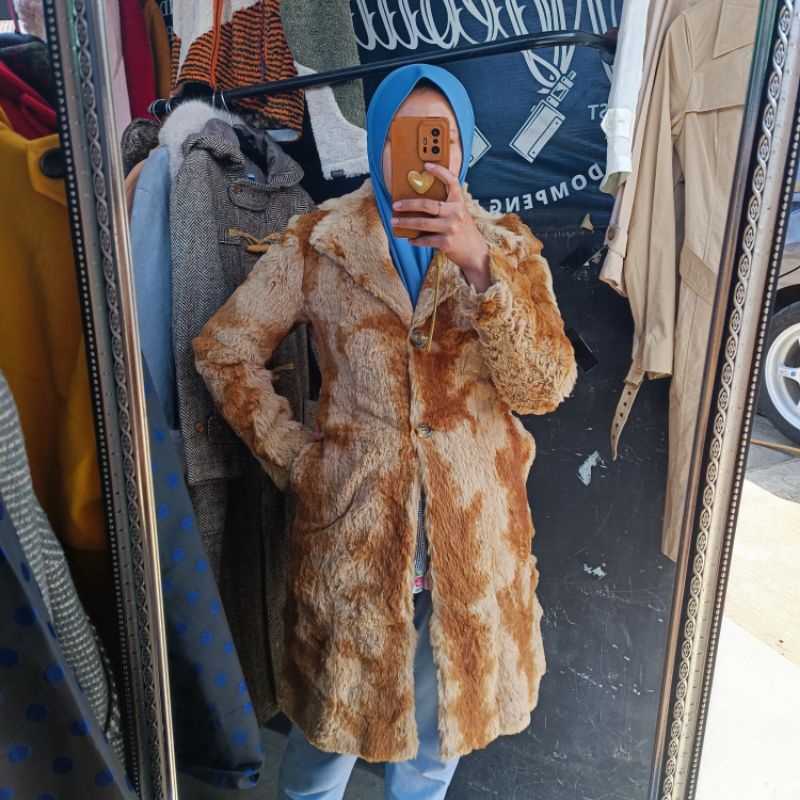fur coat enc