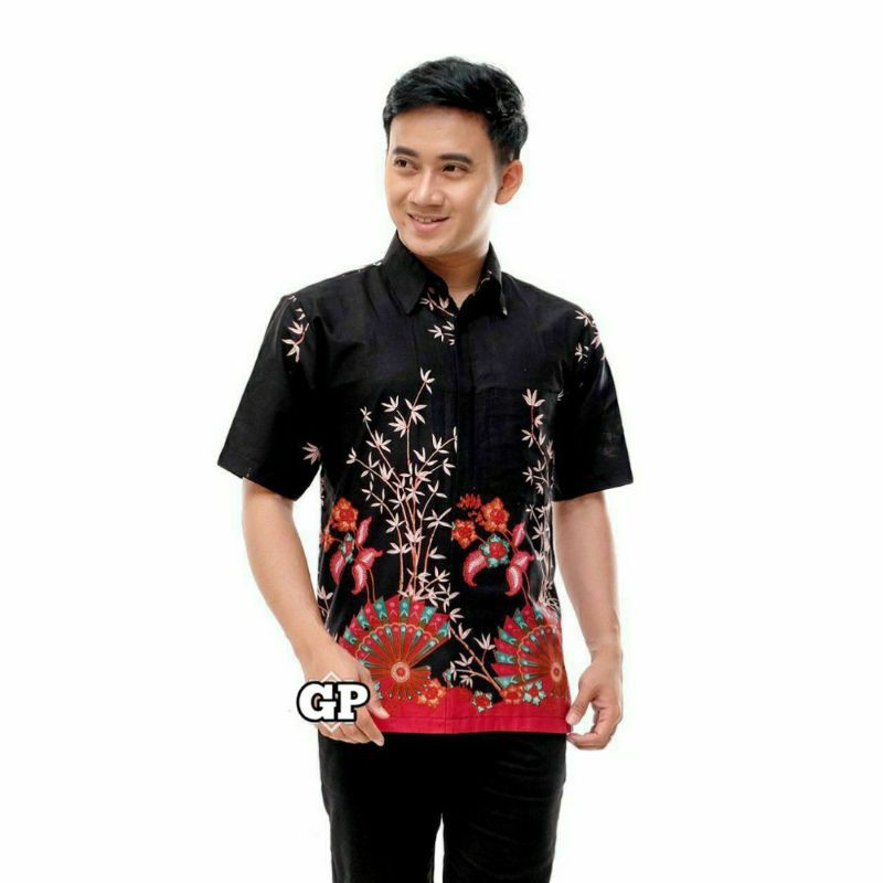 ATASAN BAJU BATIK HEM COWOK LENGAN PENDEK WARNA HITAM KOMBINASI MERAH MOTIF KIPAS CASUAL FORMAL