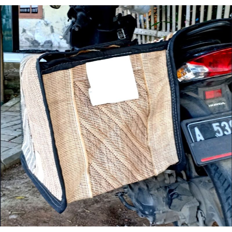 TAS KANDEK TAS KURIR BRONJONG MOTOR OVER SIZE BAHAN SUPER KUAT DAN LAPISAN ANTI AIR LEBIH BESAR DARI JUMBO BIASA