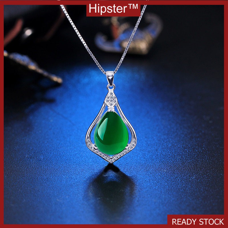 Retro Diamonds Light Luxury White Gold Color Simple Hollow Pendant Necklace