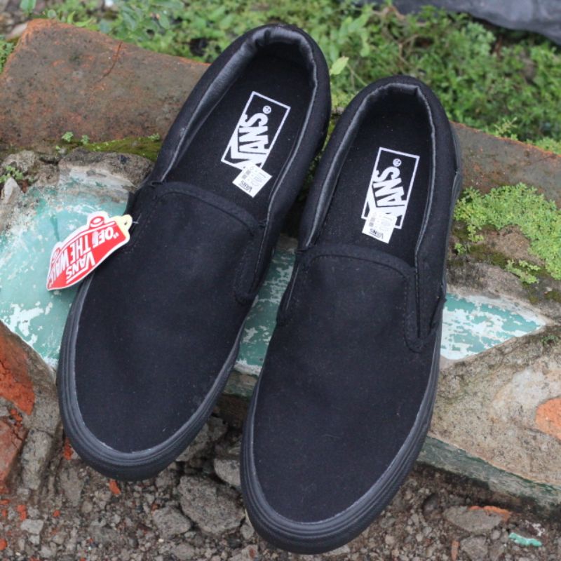 vans slip on plain