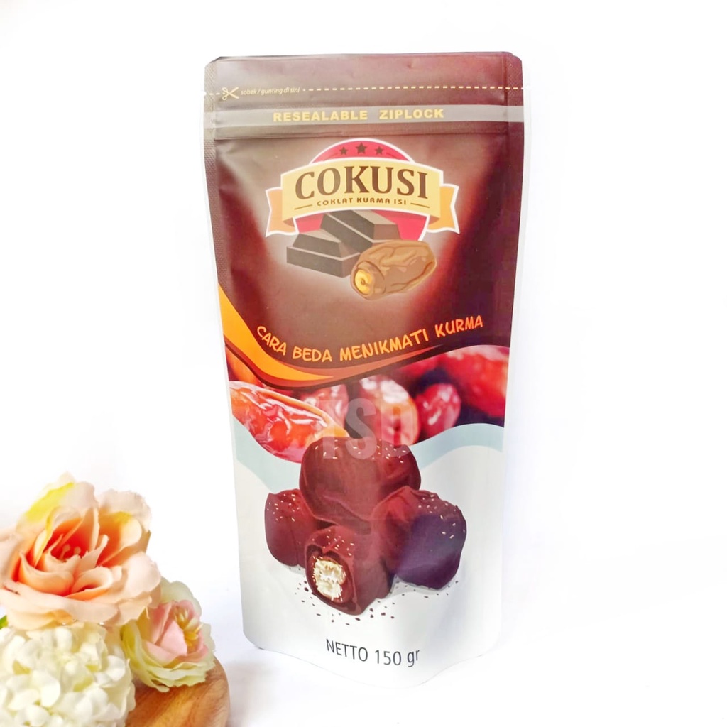 

COKUSI COKLAT KURMA ISI KEJU KACANG METE GURIH MANIS 3 RASA