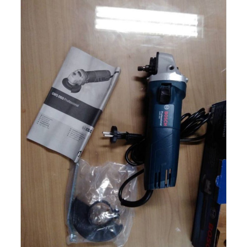 Mesin gerinda bosch gws 060-mesin gurinda bosch gws 060-mesin gerinda tangan bosch gws 060