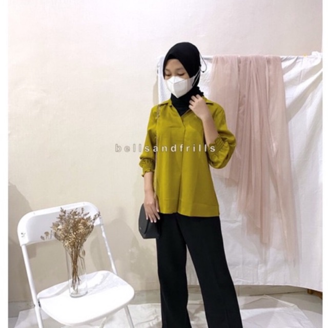 KARA V-Neck Blouse with Collar / Atasan Wanita Kantor Casual Lengan Karet 0319-151