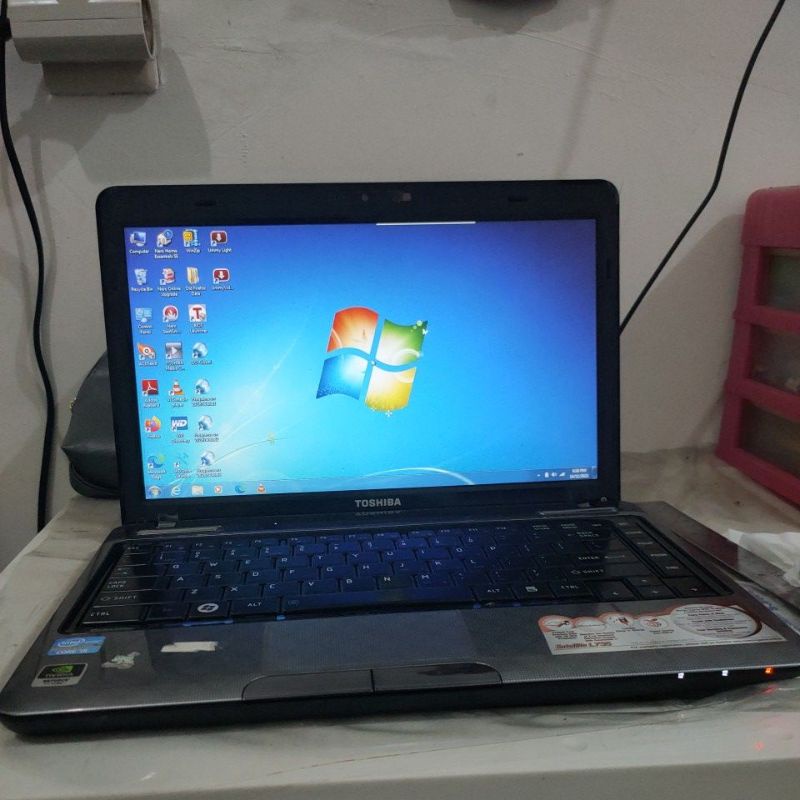 TOSHIBA SATELLITE L735 CORE I5