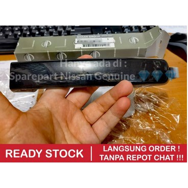 NAVARA D40 Gagang Handle Pintu LUAR DEPAN 100% ORIGINAL NISSAN