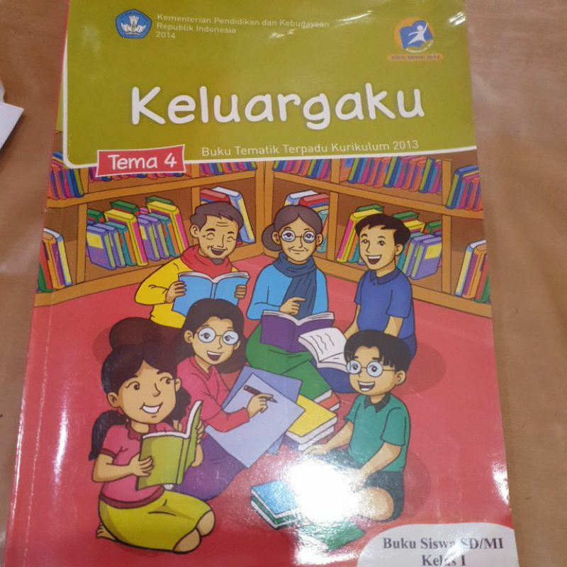 

Buku Pelajaran Tematik Tema 4 dan Tema 2 kurikulum 2013 kelas 1 SD