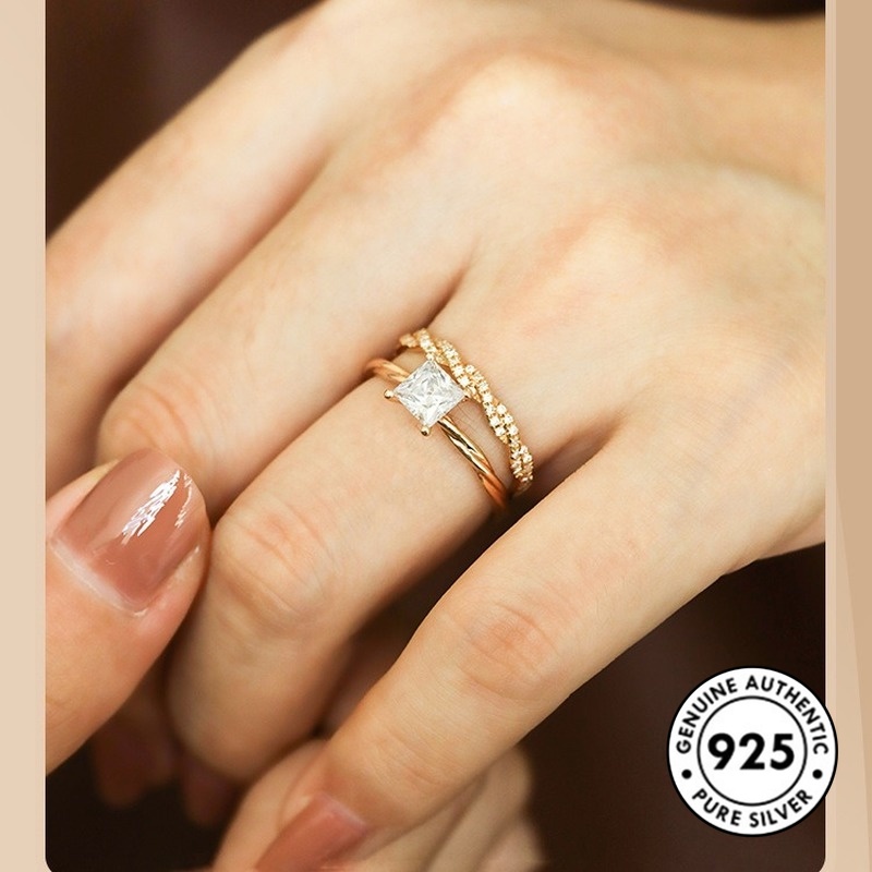 Cincin Lapis Silver S925 Bentuk Kotak Aksen Berlian Gaya Retro Untuk Wanita